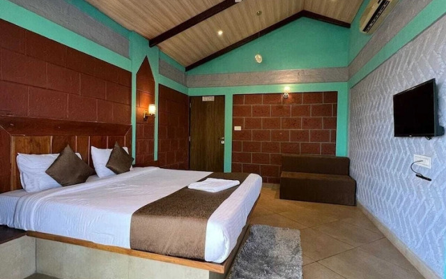 Royal Stone Resort