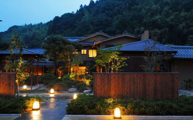 Yuraku