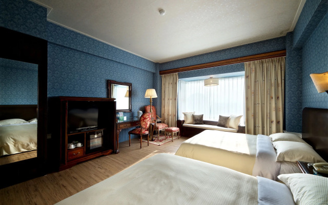 Shangrila Boutique Hotel
