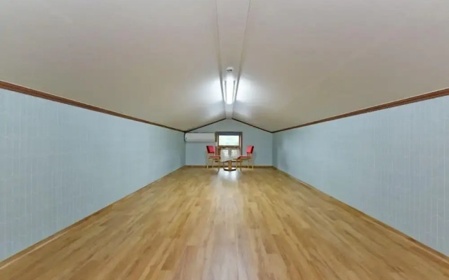 Erefarm Hostel