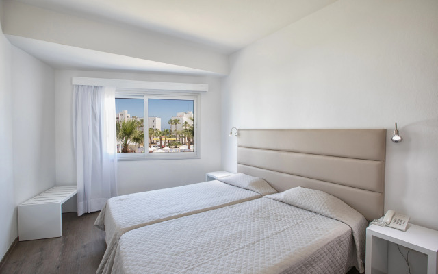 Papantonia Hotel Apartments