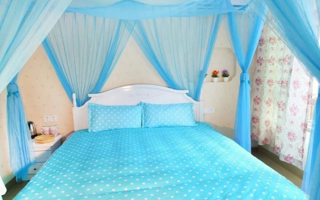 Xiamen Bloom Pinellia Holiday Home