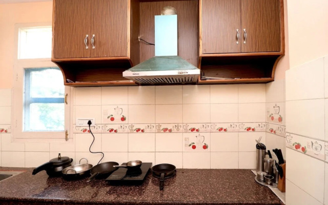 Oyo Home 16757 Comfy 2Bhk