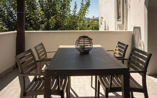 Triantafillas Suites