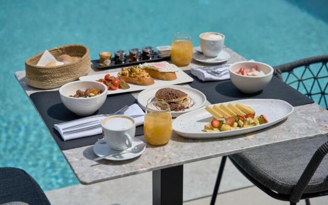 Alleys All-Suite Hotel & Spa