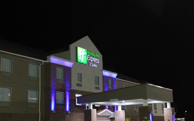 Holiday Inn Express & Suites Sweetwater, an IHG Hotel