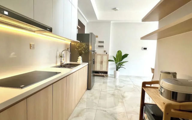 The Antonia Apartments - Korea Town D7