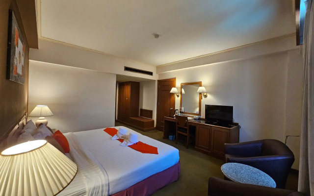 Songphanburi Hotel