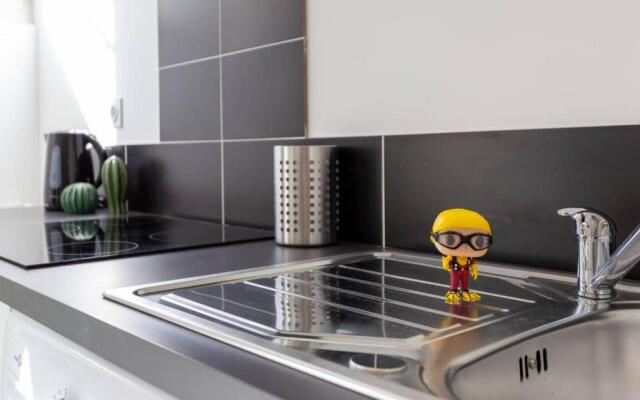 MaxBnb - CLIMATISÉ - T2 37m2 & terrasse 30m2 - Est