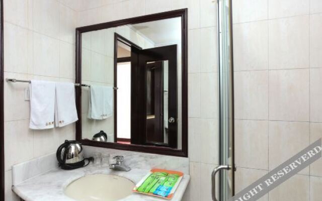 Lvgang Business Hotel