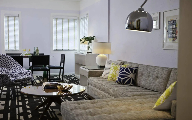 Kimpton Surfcomber Hotel by IHG
