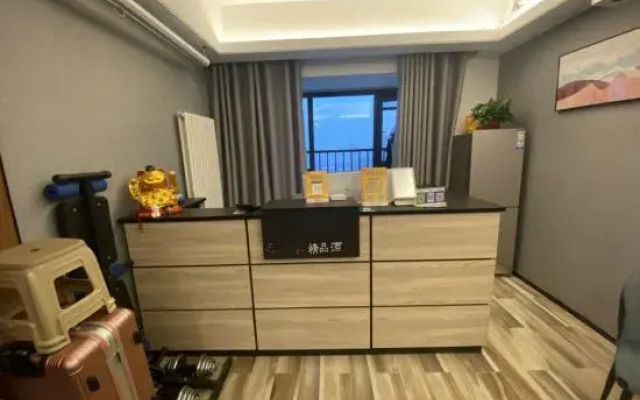 Sheraton Hotel (Zhengzhou 270 Wanda Zhengshang Yujianmingzhu Branch)