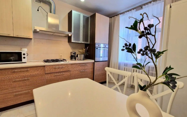 Urban Apartments (Урбан Апартментс) на улице Япеева