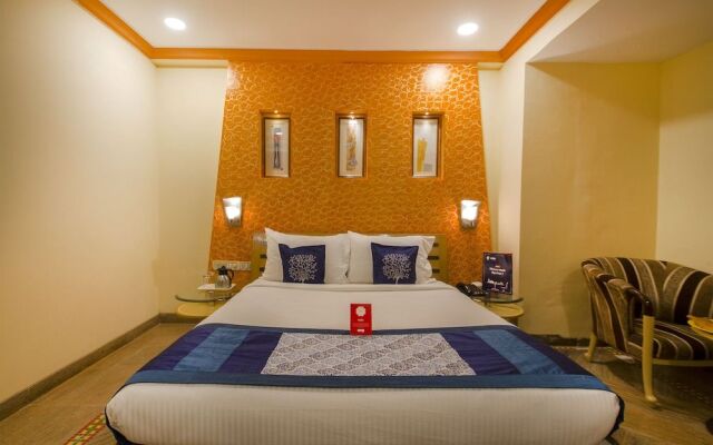 OYO 9303 Celebrity Skyhy Rooms