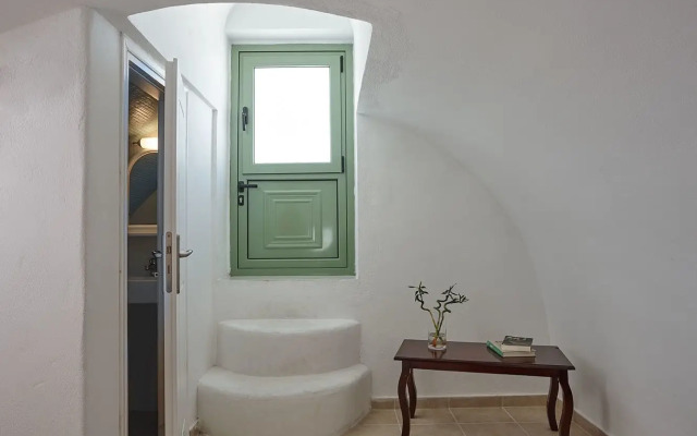 Ayoba Santorini