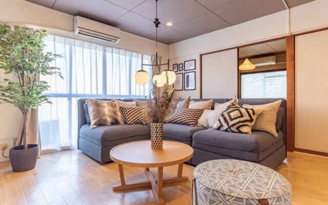 Bijou Suites Pieces