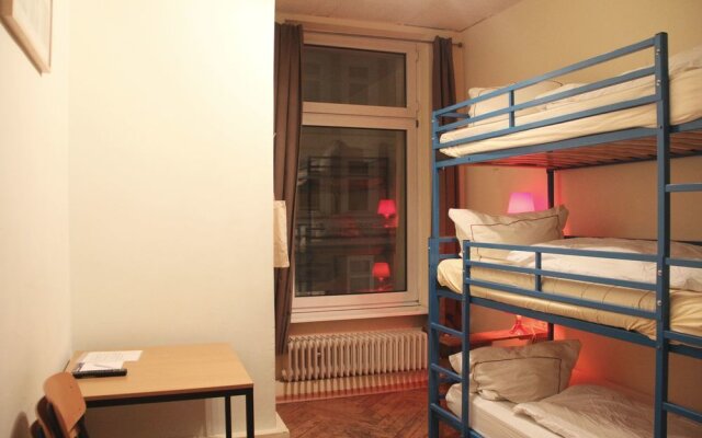 Buch-Ein-Bett Hostel