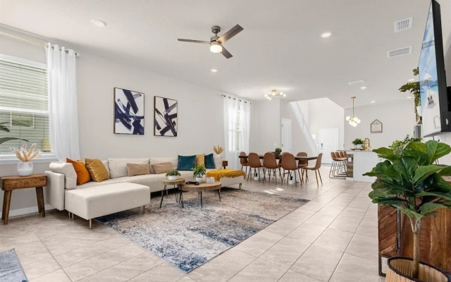 VedaHive Luxury Villa