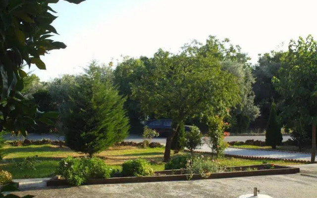 Kassandra Hotel