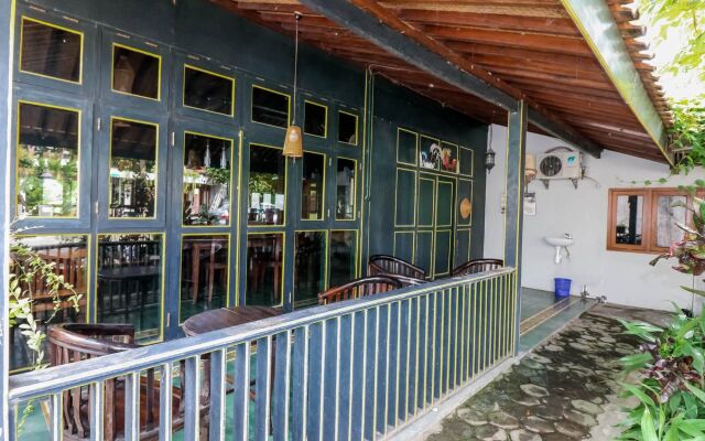 Embe Joglo Homestay