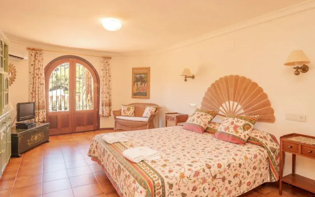 Enticing Villa in Benissa With Swimming Pool