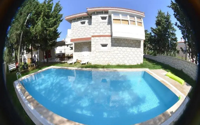 Chakra Boutique Hotel