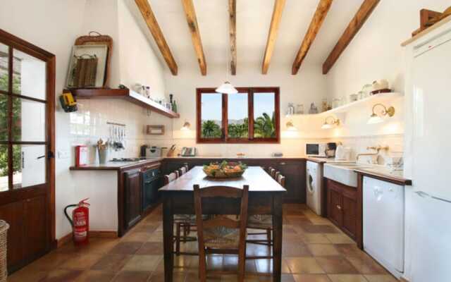 Poolside Villa Stay for Groups