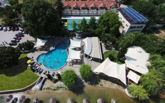 Romantique Veles Hotel