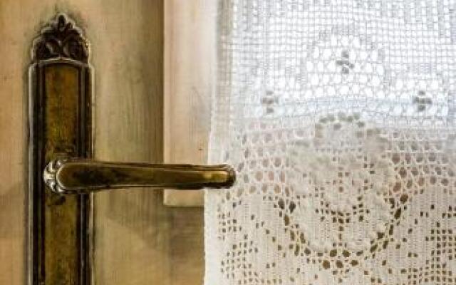 Yianna Cottage Studios