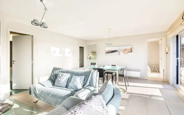 Apartment Near Oostduinkerke Nature Reserve