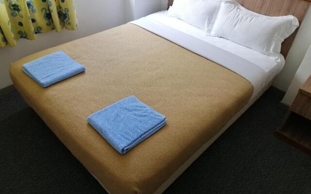 Safari Hotel by OYO Rooms