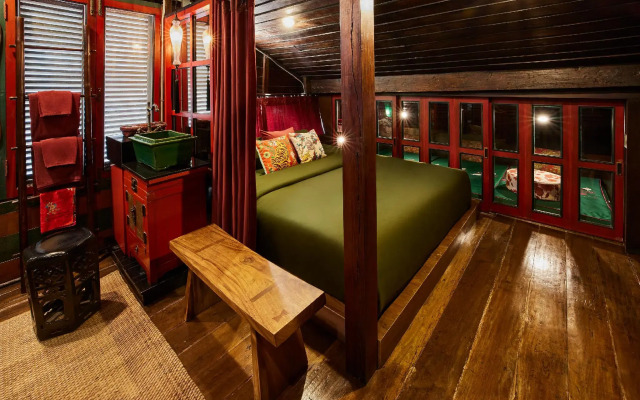 Loy La Long Hotel (SHA Extra Plus)