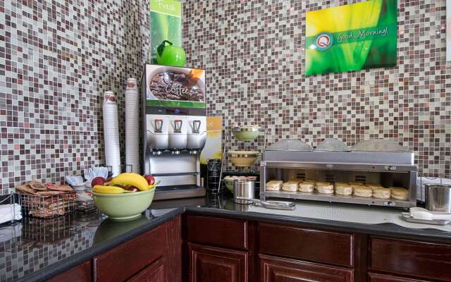 Quality Inn & Suites