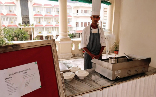 Hotel Surya