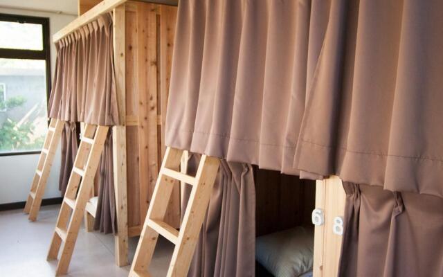 SEADIVE Dormitory - Hostel