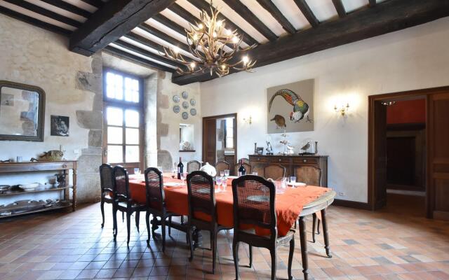 Heritage Mansion in Brittany with Terrace