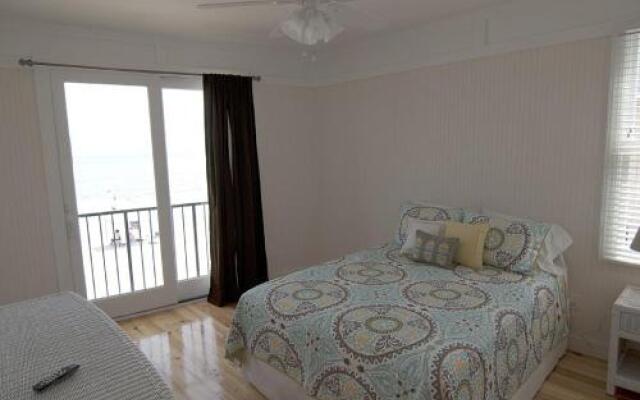 Moontide by RedAwning