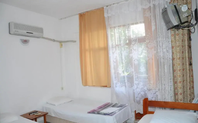 Keramos Hostel