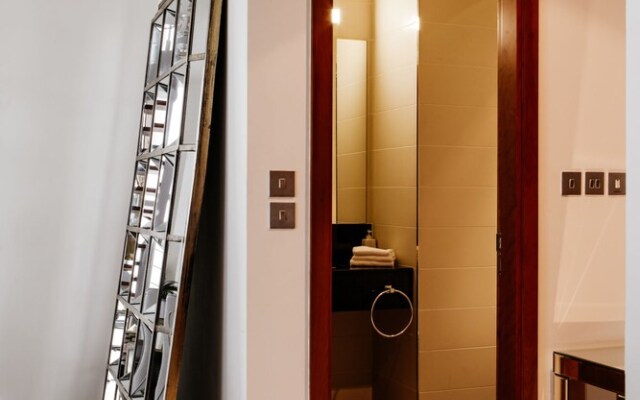 Fantastay Central Park Towers DIFC