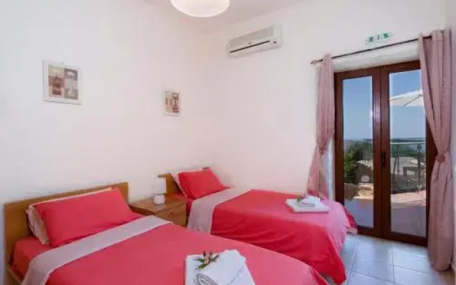 Villa Kourouni