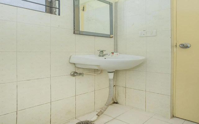 OYO 8476 Garden Comfort