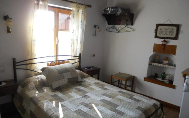 Sarafis Guesthouse