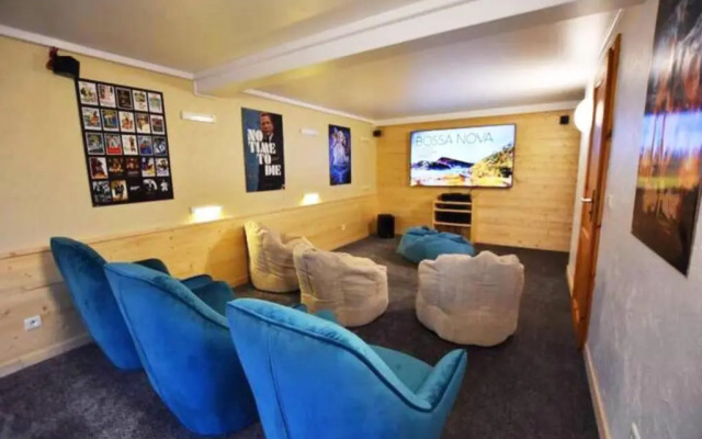 Le Héron 28pers, Malmedy- Home cinéma, balnéo, sauna, jardin