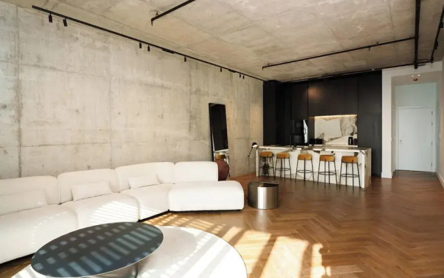 WealthyStays 2BR Flat NiceDay Tower