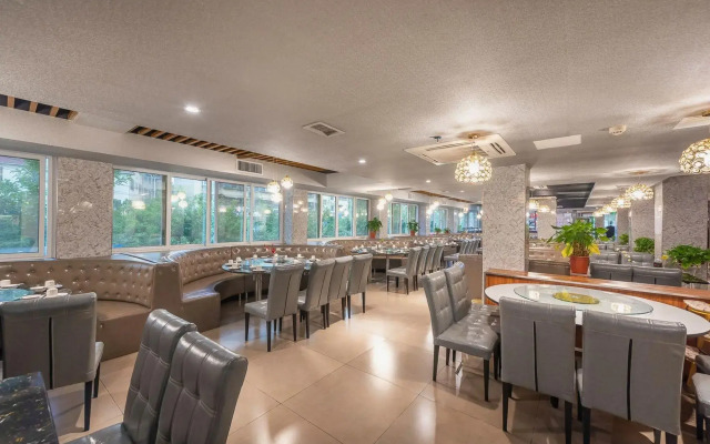 Days Inn by Wyndham Business Place Guilin Yishun