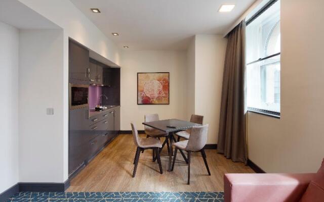 Roomzzz Manchester Victoria