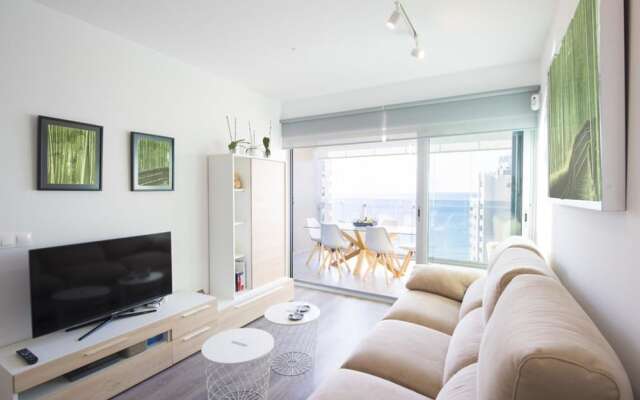 Apartment - 2 Bedrooms with WiFi and Sea views - 107480