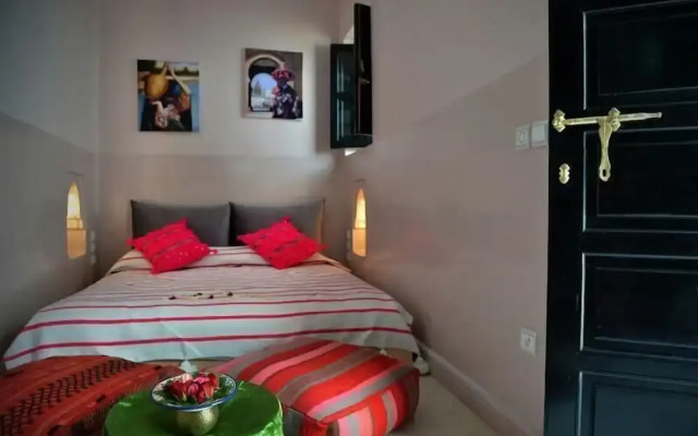 Riad Sardinas & Chili