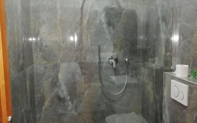 Rezident consult s.r.o.