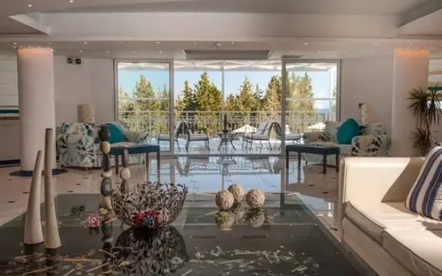 Belvedere Luxury Suites - VAS